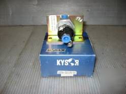 New 2 12V kysor 3-way solenoid valve p/n 1056-32170-01