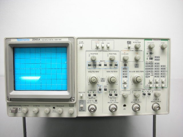 Tektronix 2245A analog oscilloscope 100MHZ 4 channel