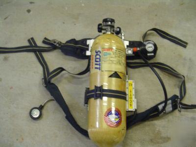 Scott self contained breathing apparatus