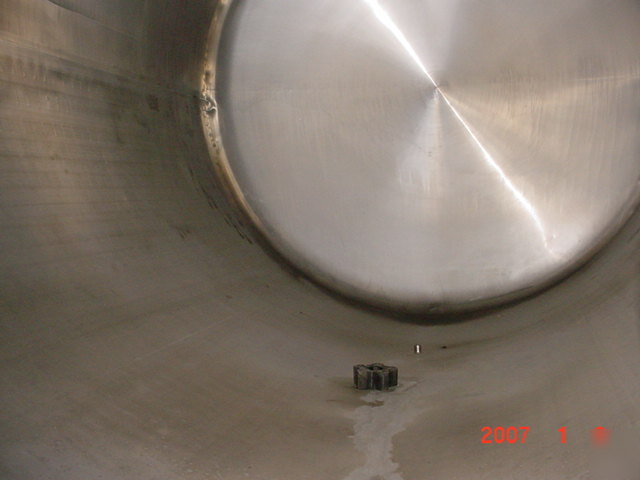 5000 gal insulated sanitary stainless steel tank