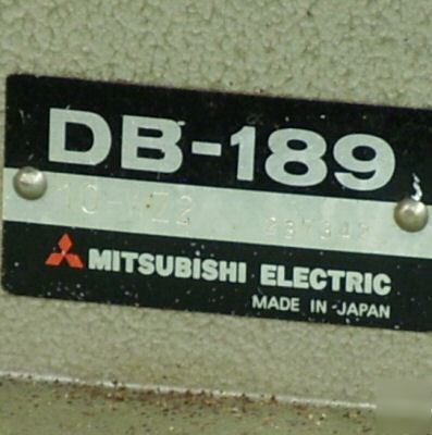 Mitsubishi db-189 commercial industrial sewing machine 