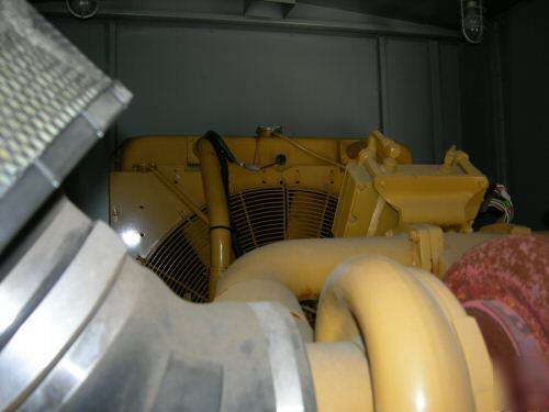 750 kw caterpillar 3412 diesel generator w/base tank 