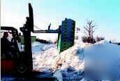 Forklift mounted front loader move snow - low 