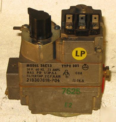 White-rodgers 36C13 301 24V/.23A gas valve