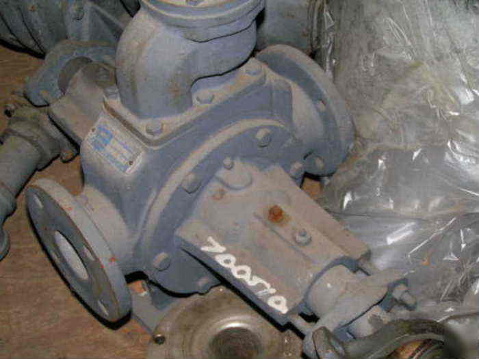 Foster rotary vane vacuum positive displacement pump