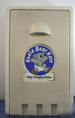 Koala bear standard vertical changing station