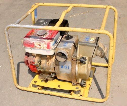 Wacker gas power water trash pump 3