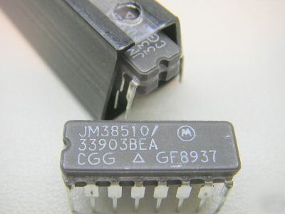 JM38510/33903BEA, mil spec 2-input multiplexer