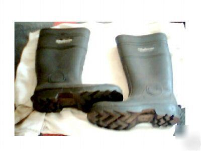Steel toe rubber boots size 9 - good condition