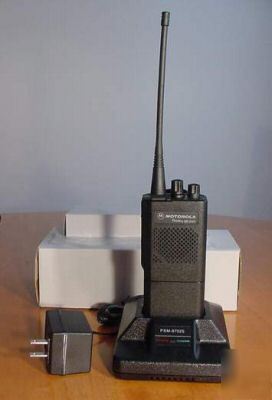Motorola GP300 gp-300 uhf 16CH battery charger, antenna
