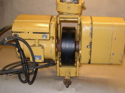 Acco wright-way electric tractor, chain hoist trolley 