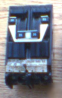 Ge 20 amp quad trp tr TR220220 circuit breaker