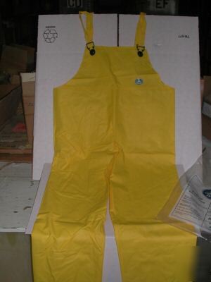 New bata tuftex 2XL yellow rubber bib overalls