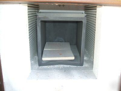 Huppert single chamber furnace 12 x 12 x 16 max 2000 f