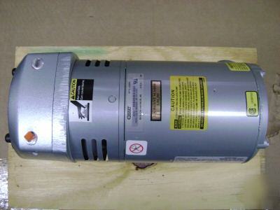Gast - oiless rotary vane vacuum pump
