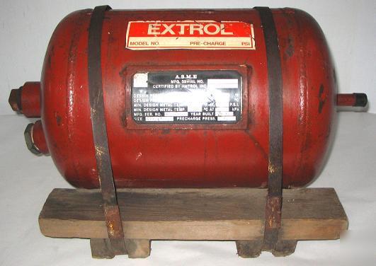 Extrol ax-15 8 gal. 240PSI f. 1/2