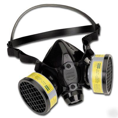7700 half-mask respirators