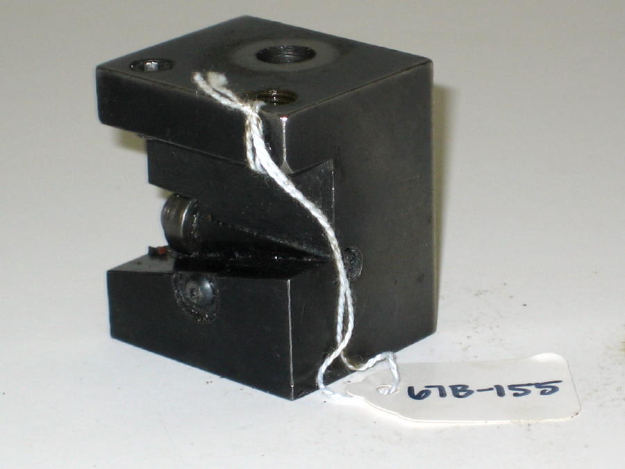 Hardinge style rear tool holder
