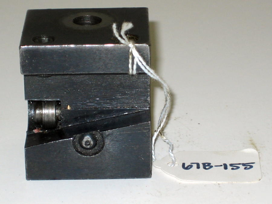 Hardinge style rear tool holder