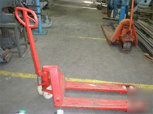 Longem pallet truck