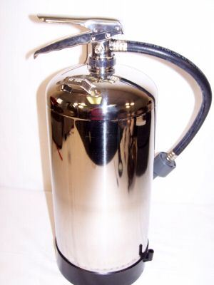 New 6 liter foam fire extinguisher (empty) in box