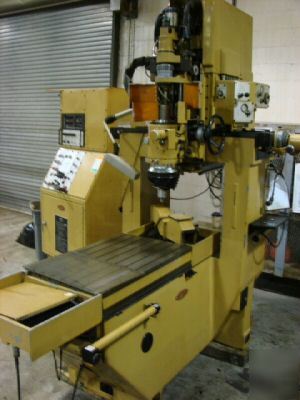 Moore G32 bridge type precision jig grinding machine