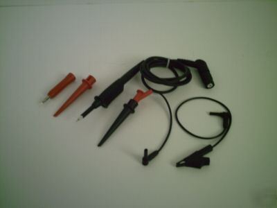 New fluke VPS121 1:1 voltage probe set, 12 mhz ( )