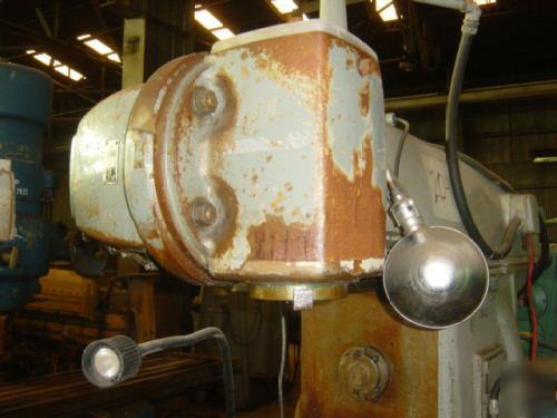 Kerney & trecker universal mill model tf-17 TWO50 taper