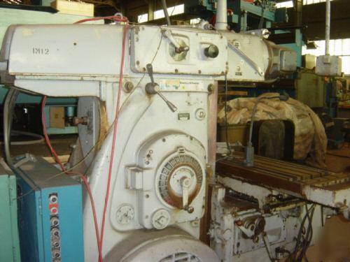 Kerney & trecker universal mill model tf-17 TWO50 taper