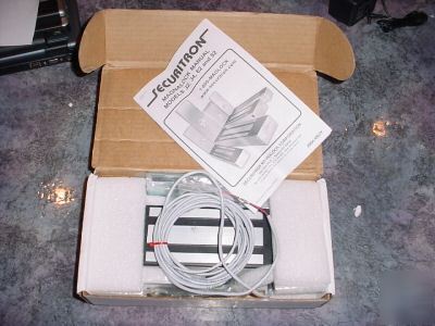 New 1200LBS securitron M62 electric lock 12/24V 