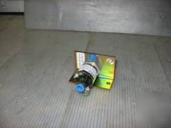 New 2 12V kysor 3-way solenoid valve p/n 1056-32170-01