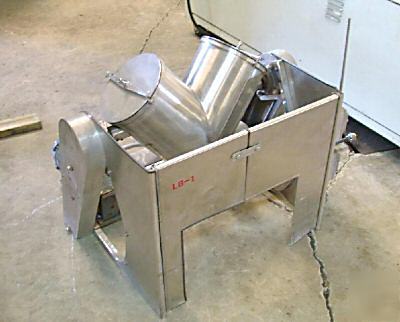 Patterson kelley 16QT 250# stainless vblendr w/ls bar