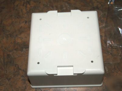 Cooper wheelock indoor/outdoor back boxes 4 fire alarms