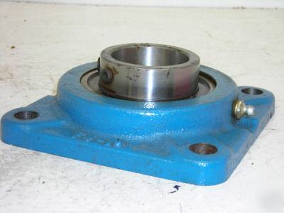 New mcgill four bolt flanged ball bearing block 115/16