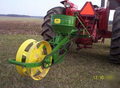 John deere 1 row planter use w/kubota ih ac case etc.