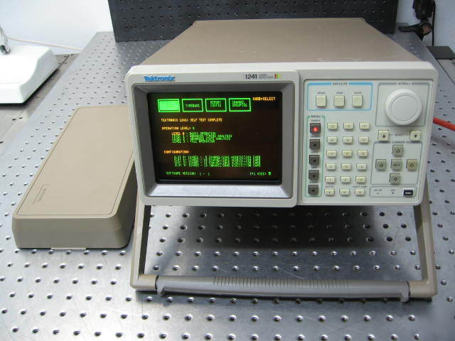 G35249 tektronix 1241 logic analyzer