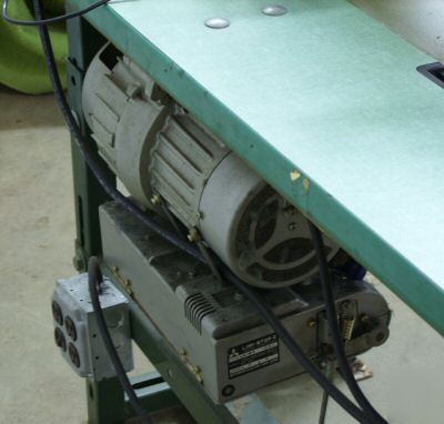 Mitsubishi db-189 commercial industrial sewing machine 