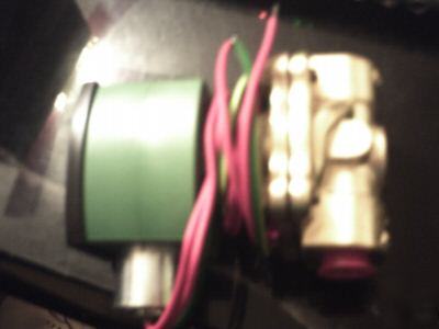 New asco brass valve 3/8 2WAY 8210G33 