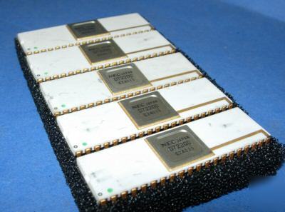 D7220AD nec vintage 40PIN gold white ceramic rare 