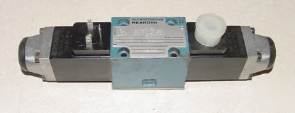 New rexroth hydraulic solenoid valve 4WE6U53/AG24NK4 
