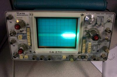 Tektronix oscilloscope model 475