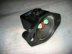 New vickers vane pump p/n 503193-2