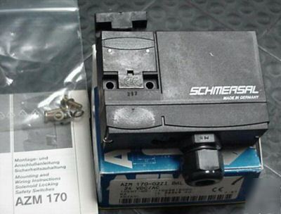 Schmersal azm 170-02ZI B6L solenoid interlock w.key 