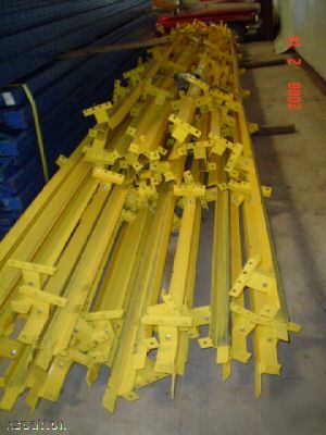 Like new drive in pallet racking system - 