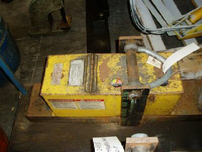 8,000 lb walker lifting magnet #24816