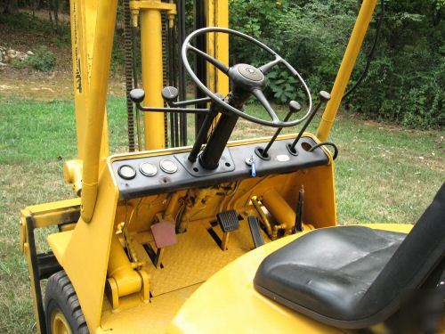 Forklift - hyster 50000 lb - pneumatic