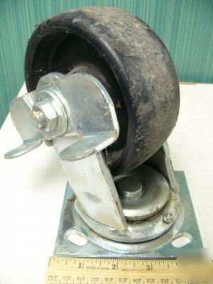 Heavy duty locking casters, lot of 4 each