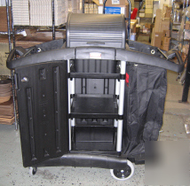 New rubbermaid housekeeping cart rcp 9T78 brand 