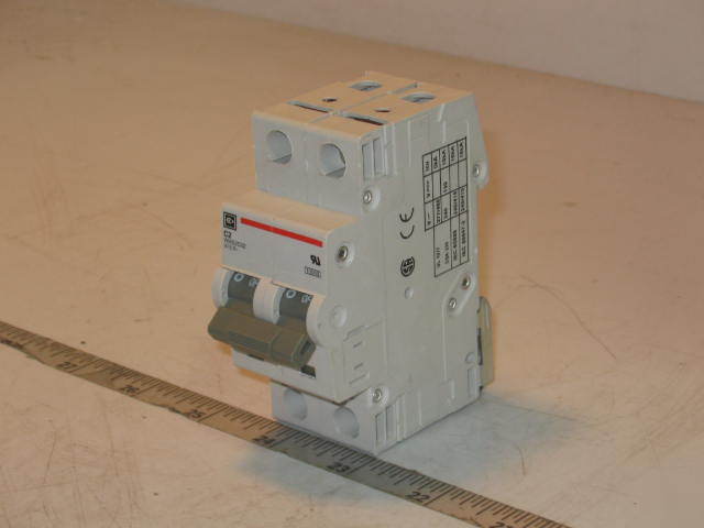 New cutler-hammer 2 amp circuit breaker WMS2C02