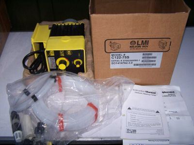 New lmi milton roy metering pump model C122-75S 